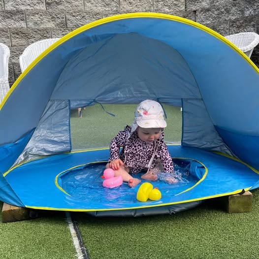 Tente avec Piscine intégrée – Protection et Fun Sous le Soleil 🌞